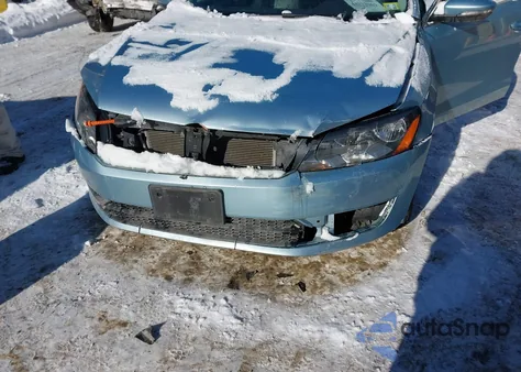 2012 Volkswagen Passat 2.5L Se from USA, damaged, VIN 1VWBP7A33CC033676